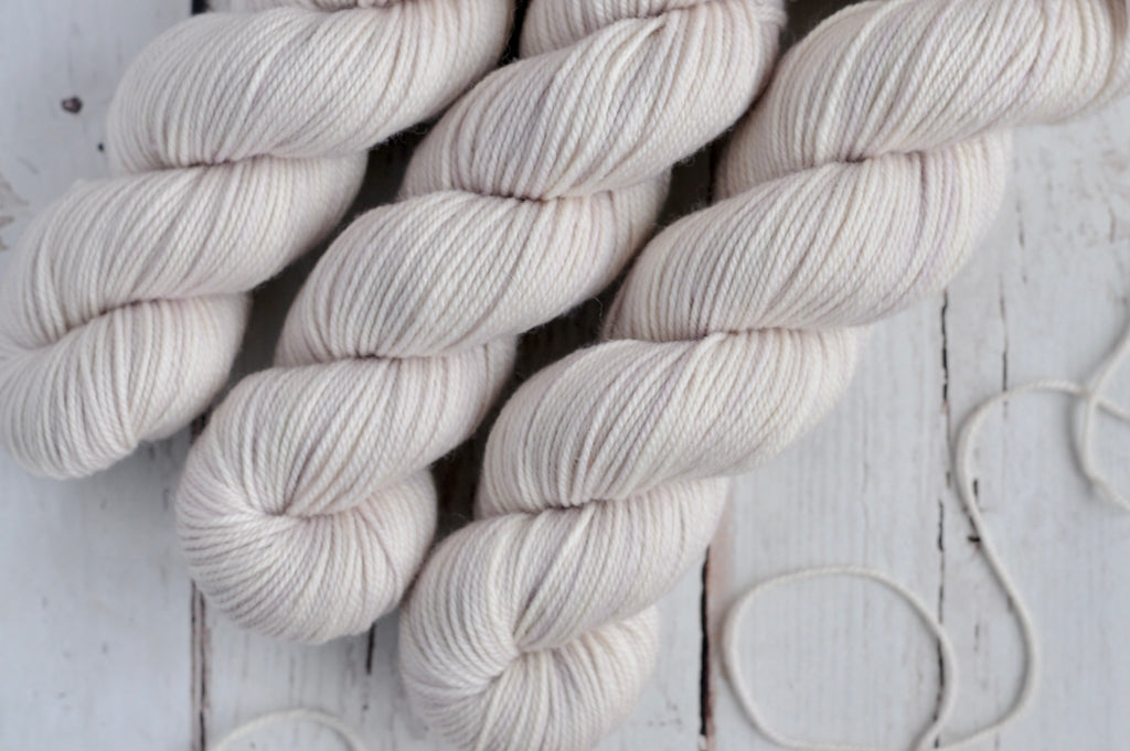 Julie Asselin | Leizu DK