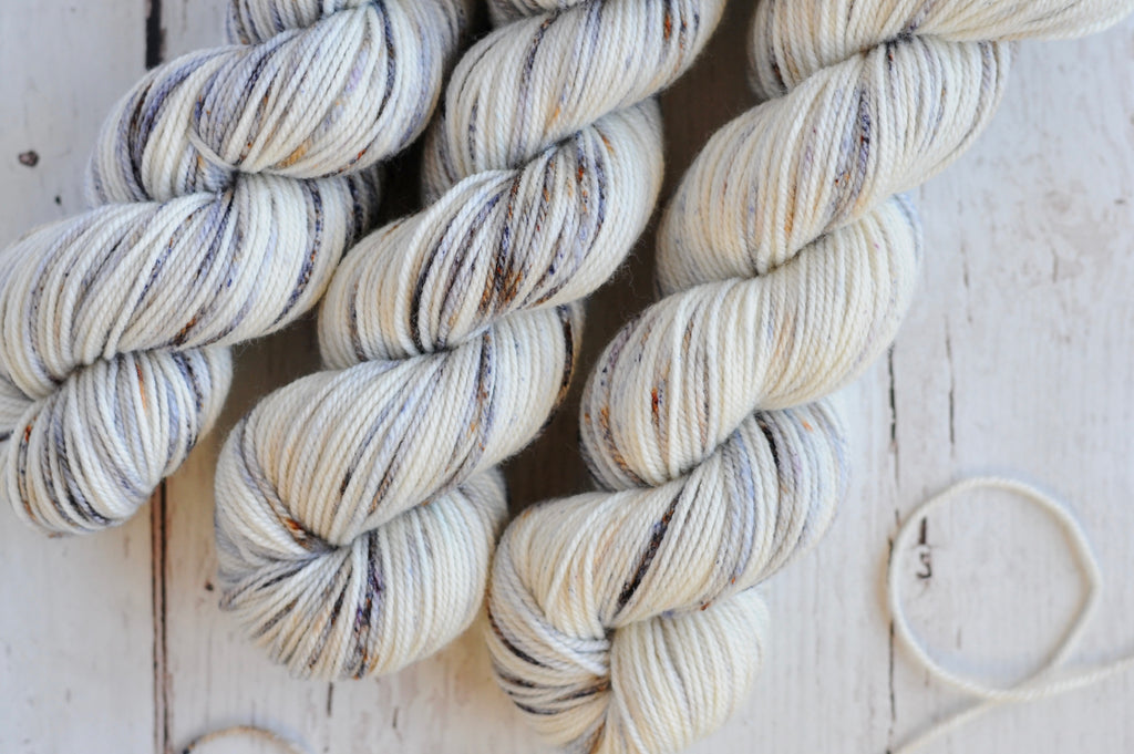 Julie Asselin | Leizu DK