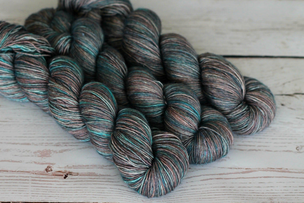 Julie Asselin | Leizu DK