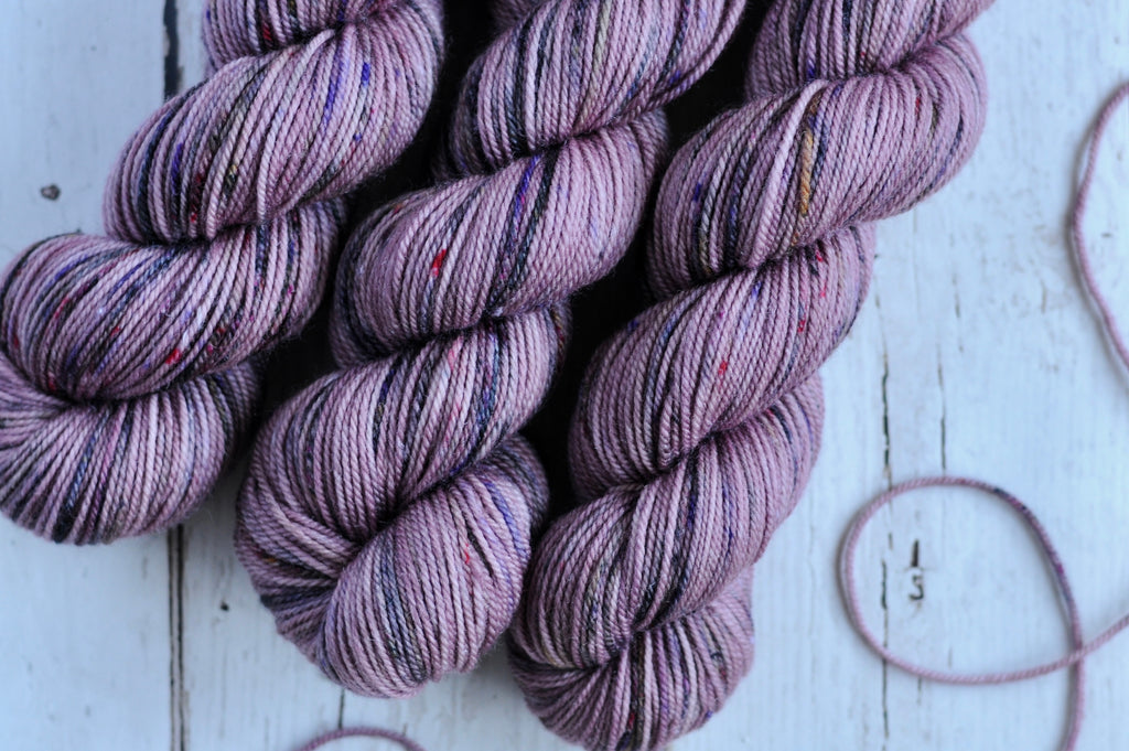 Julie Asselin | Leizu DK