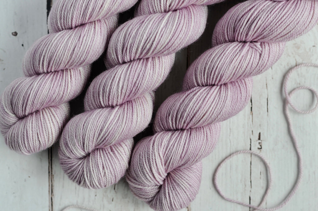 Julie Asselin | Leizu DK