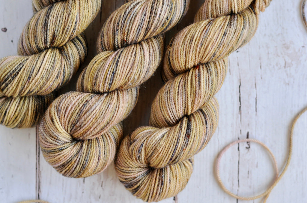 Julie Asselin | Leizu DK