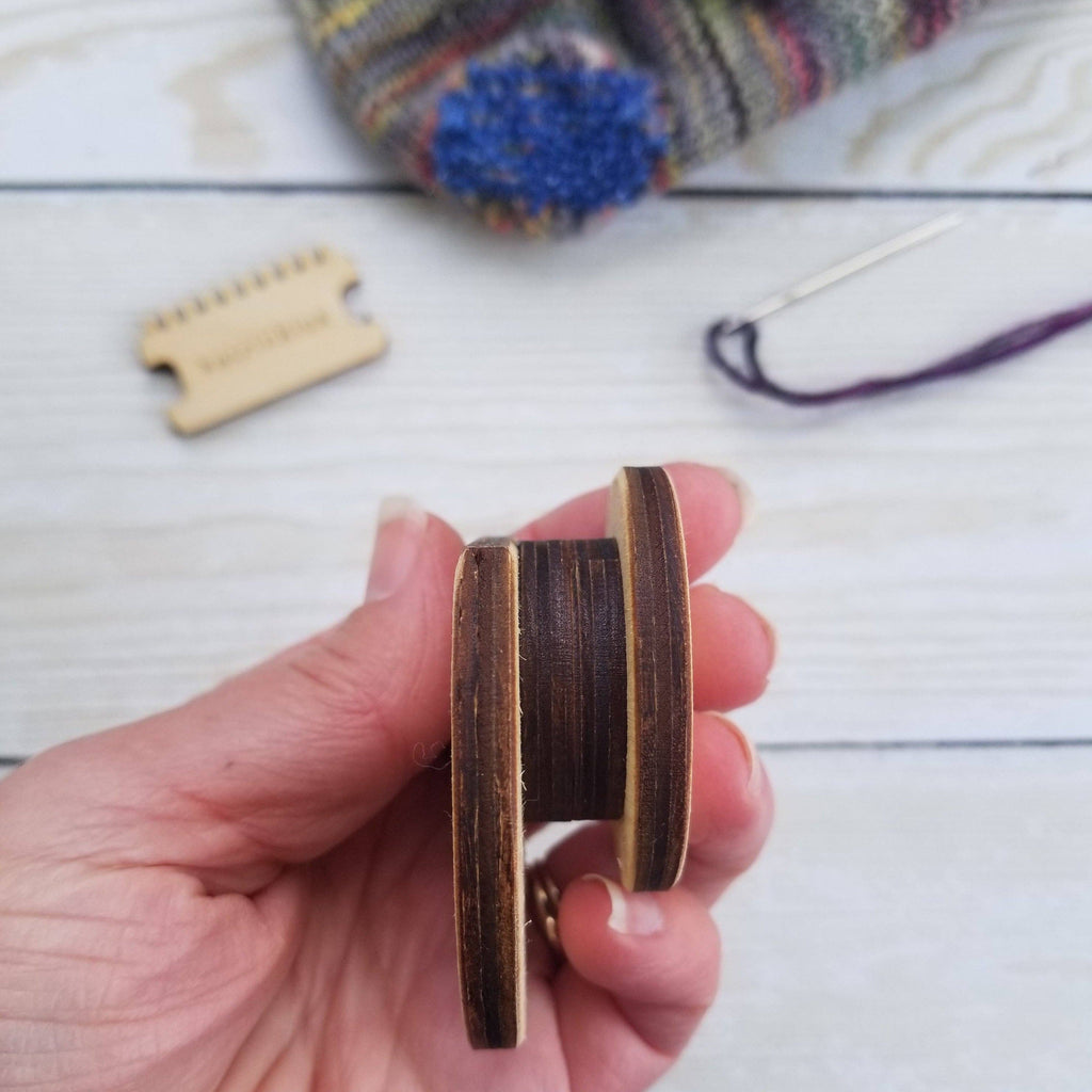 Katrinkles | Smaller Darning & Mending Loom Kit