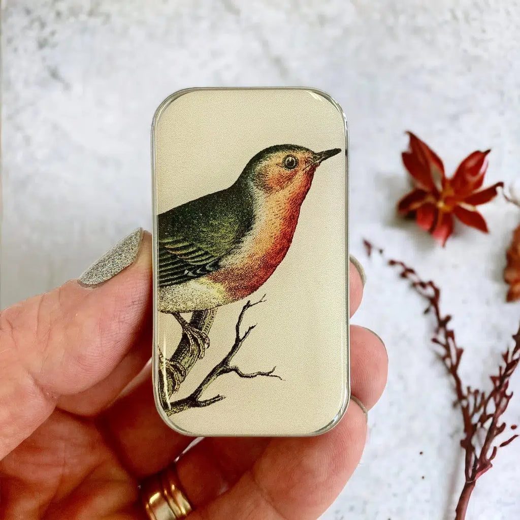 FIREFLY NOTES | Notions Tin :: Robin