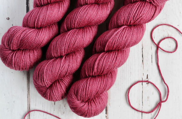 Julie Asselin | Leizu DK – Firefly Fibers Julie Asselin | Leizu DK – Firefly Fibers